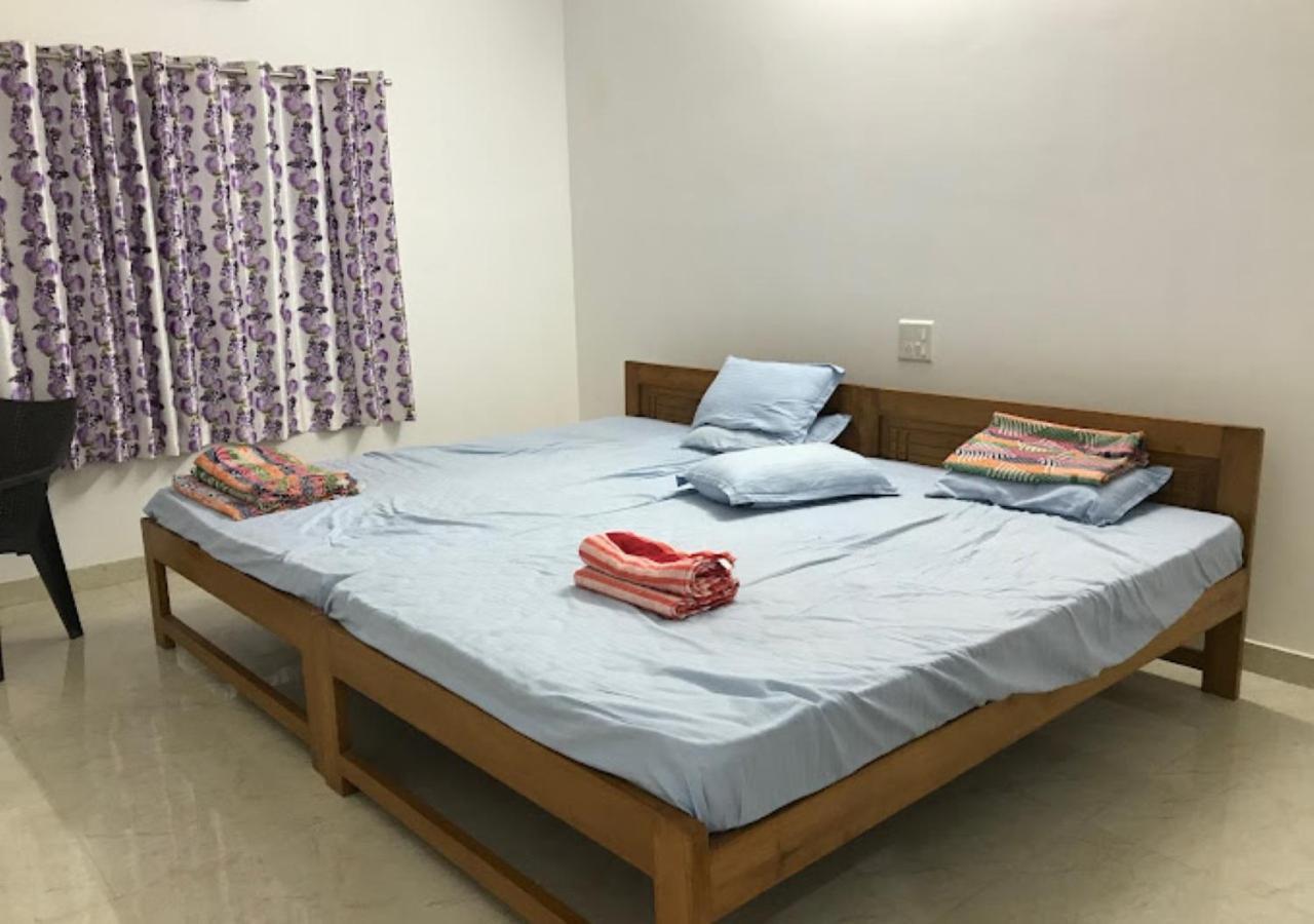 Bapat Niwas Home Stay Ganpatipule Extérieur photo